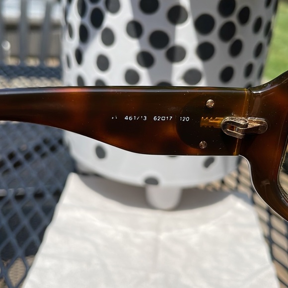 Vintage Versace Sunglasses - Picture 5 of 8